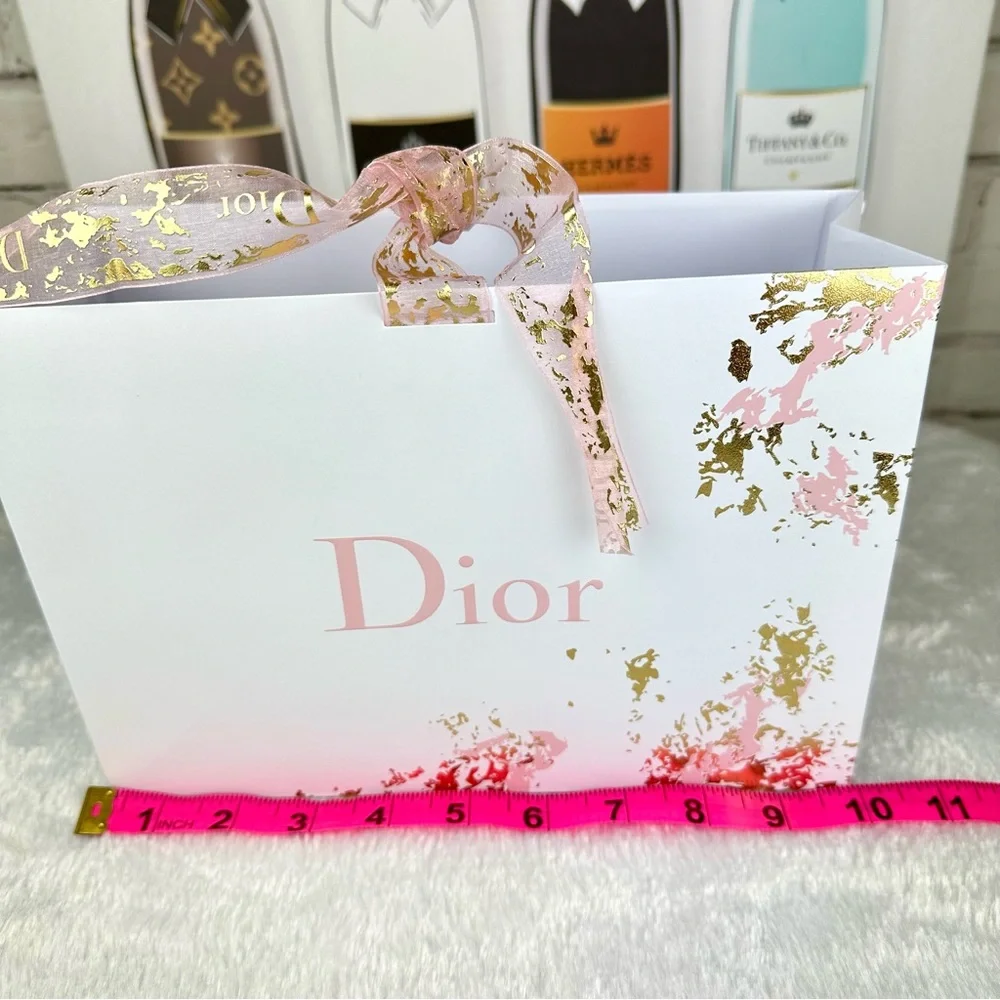 DIOR pink and gold shopping bag with ribbon tie - Picture 2 of 4